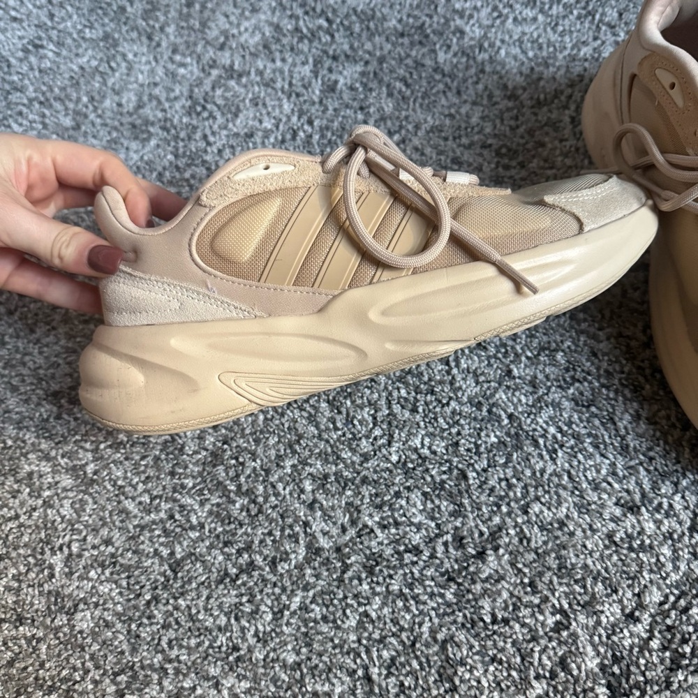 Adidas Ozelle Cloud foam Lifestyle Running Shoes